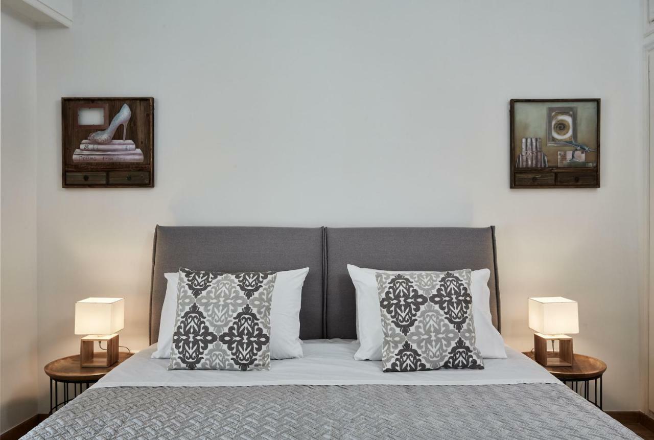 Chic One Bd Apartment With Hilton View Athen Exterior foto