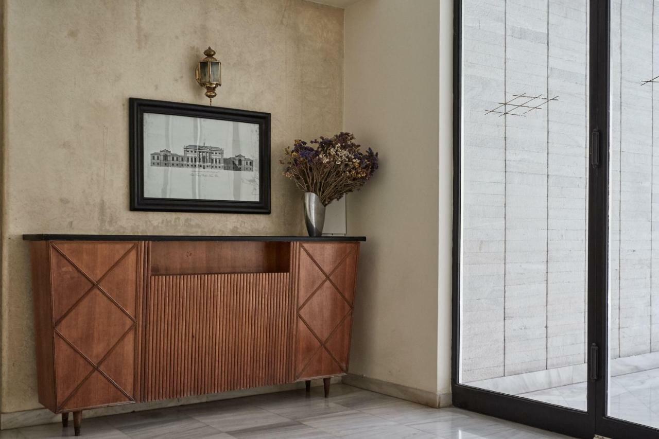 Chic One Bd Apartment With Hilton View Athen Exterior foto