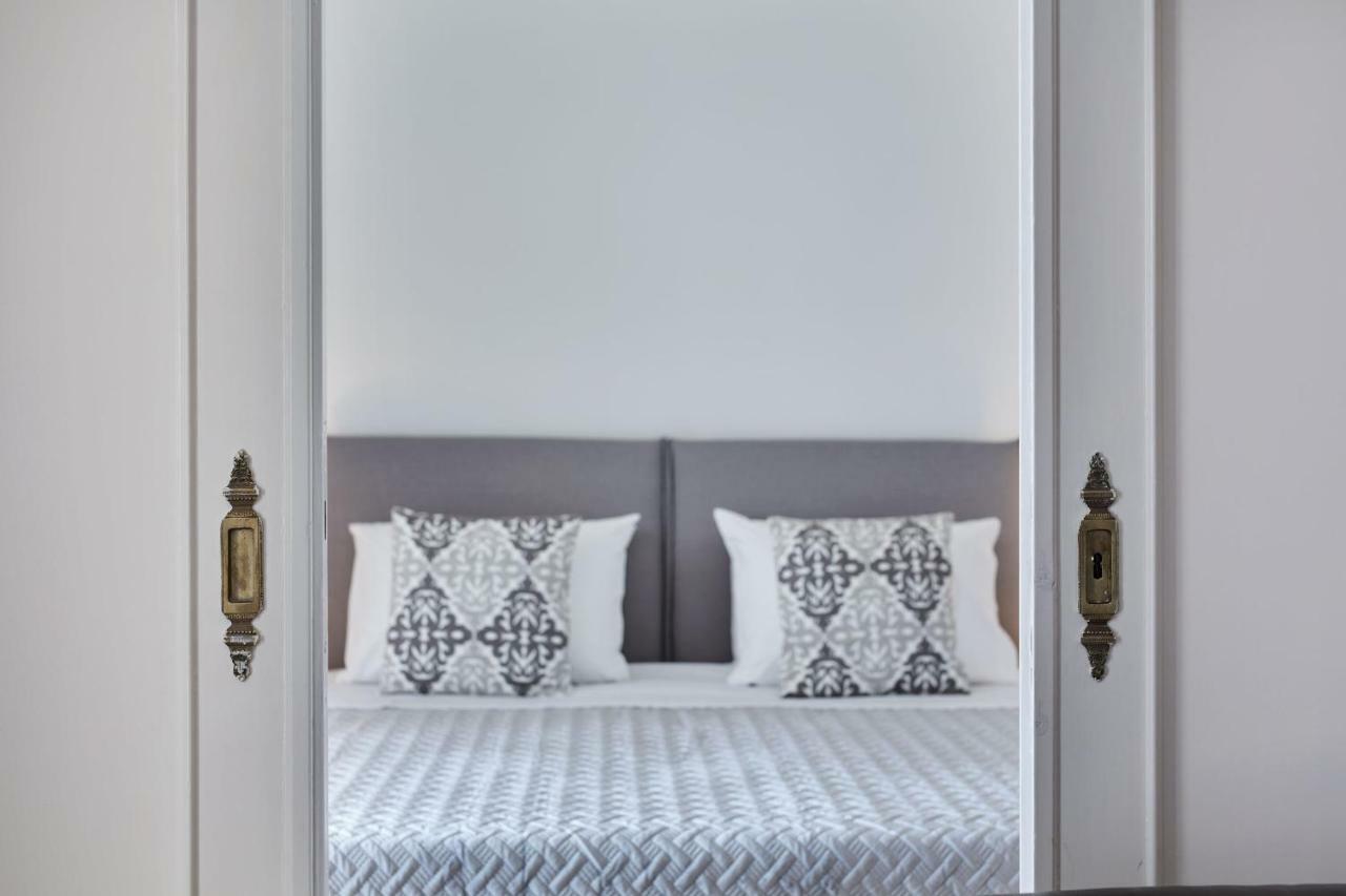 Chic One Bd Apartment With Hilton View Athen Exterior foto